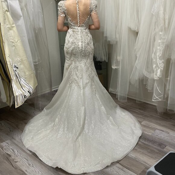 USED WEDDING DRESS - Mermaid Style - Picture 1 of 11